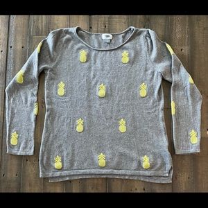 Women’s lightweight pineapple sweater